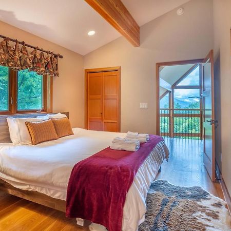 --Mountain Chalet Getaway With Breathtaking View Next To Tail Of Dragon-- Robbinsville Eksteriør billede