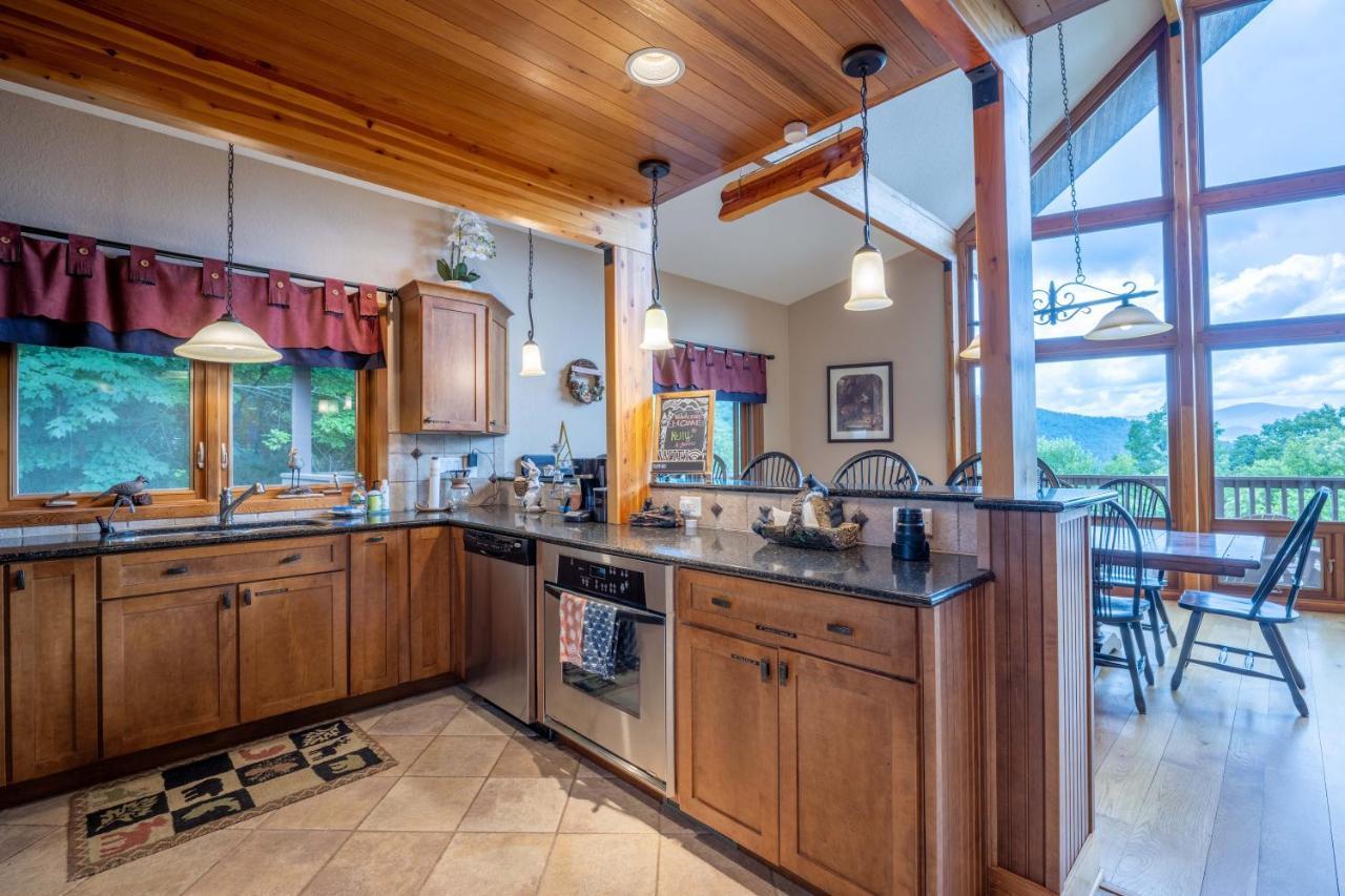 --Mountain Chalet Getaway With Breathtaking View Next To Tail Of Dragon-- Robbinsville Eksteriør billede